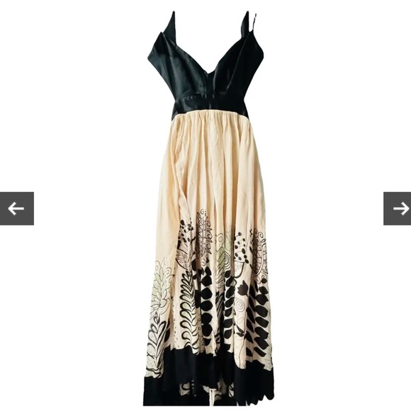 BCBGMaxAzria Dresses & Skirts - BCBG Max Azria Silk-Contrast Midi Dress EUC